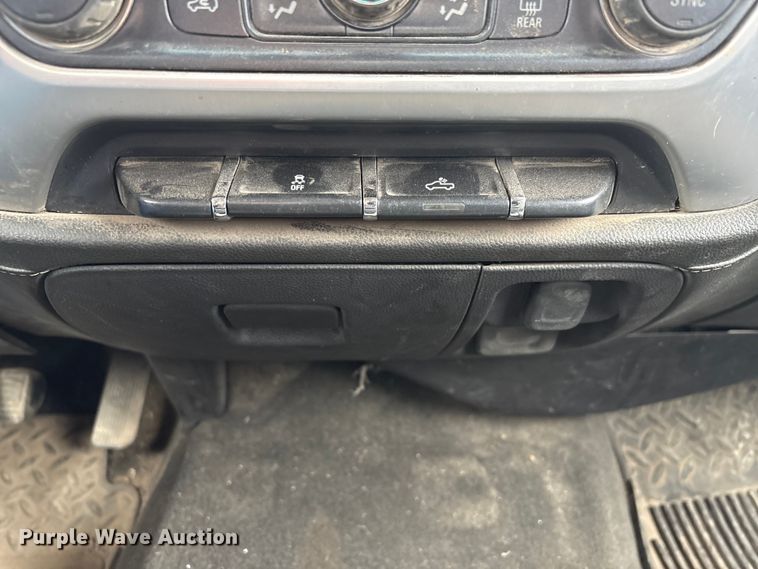 image for item FG2637 2015 GMC Sierra 1500 Ext. Cab pickup truck