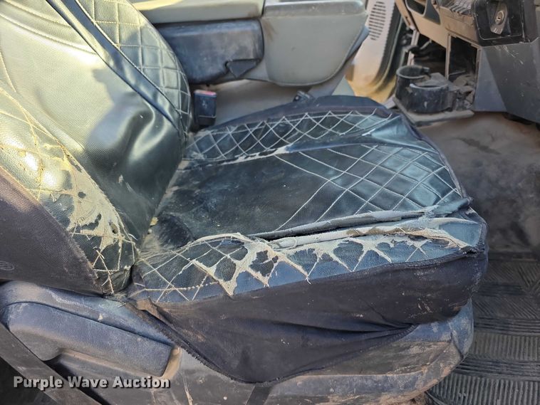 image for item FI0768 2011 Ford F550 Super Duty XL utility / service truck