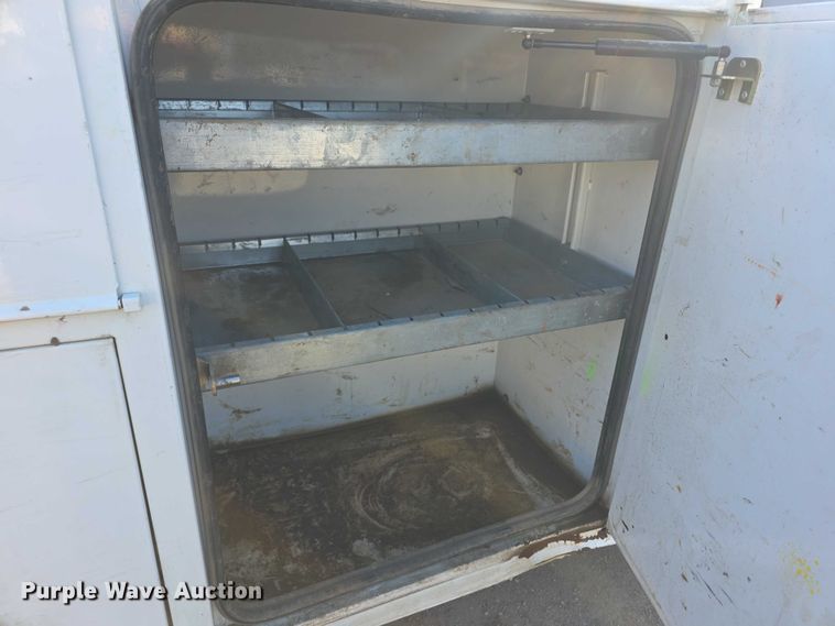 image for item FI0768 2011 Ford F550 Super Duty XL utility / service truck