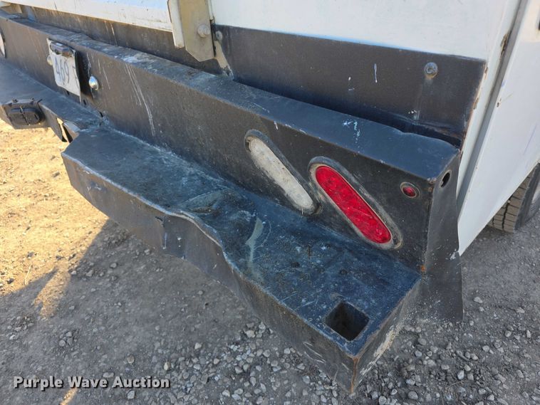 image for item FI0768 2011 Ford F550 Super Duty XL utility / service truck