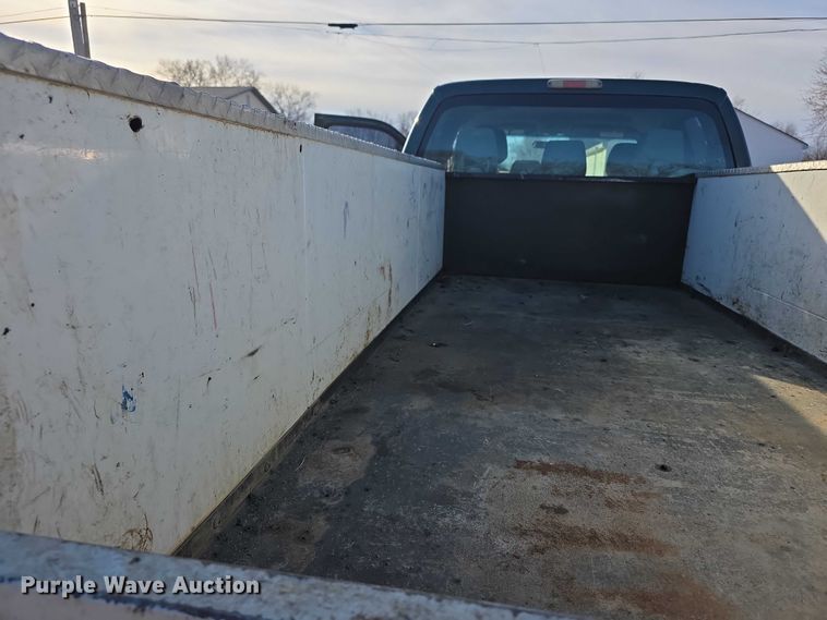 image for item FI0768 2011 Ford F550 Super Duty XL utility / service truck