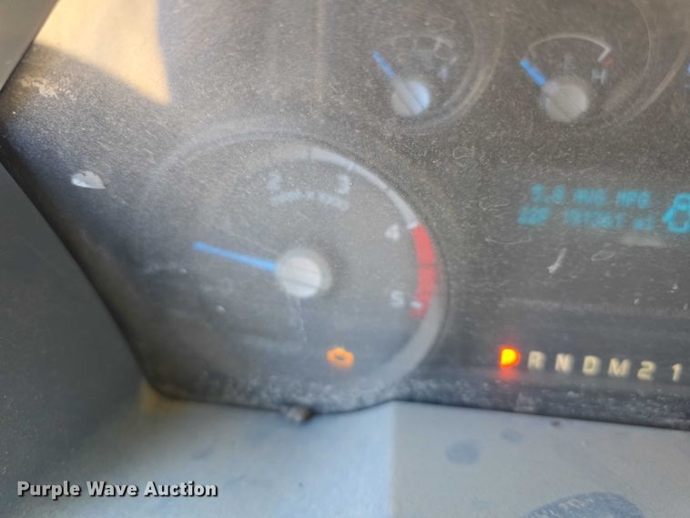 image for item FI0768 2011 Ford F550 Super Duty XL utility / service truck