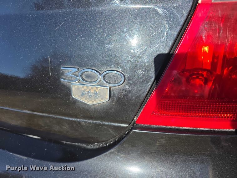 image for item FI0769 2004 Chrysler 300M 