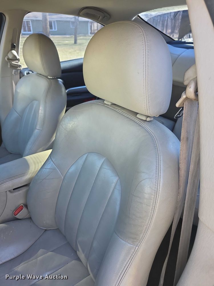 image for item FI0769 2004 Chrysler 300M 