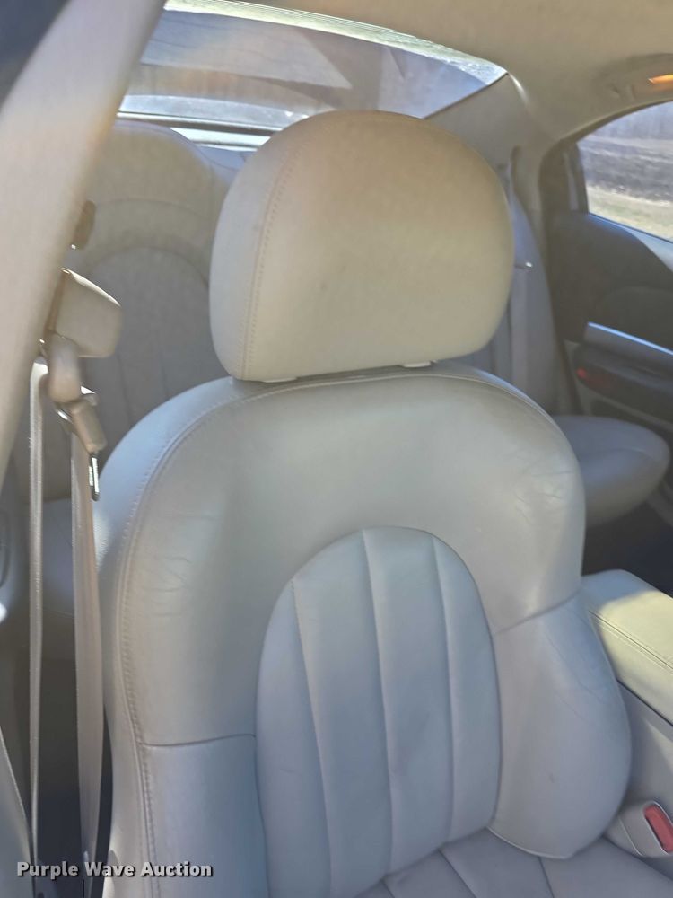 image for item FI0769 2004 Chrysler 300M 