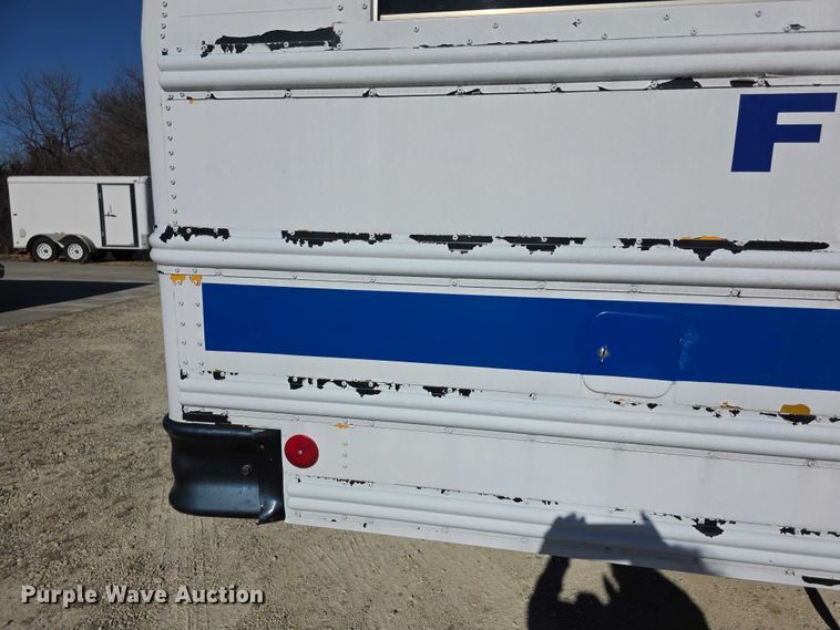 image for item FI0772 2005 Freightliner Thomas school bus