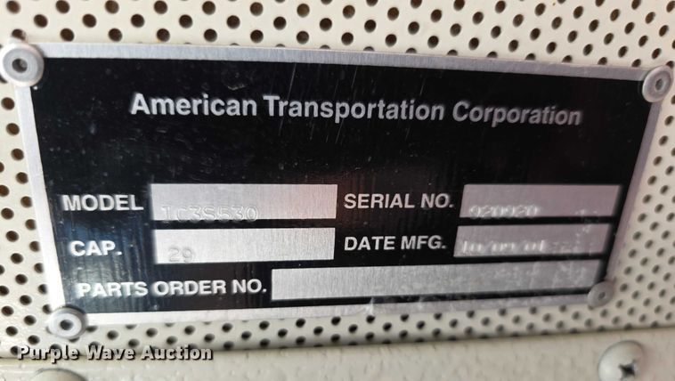 image for item FI0773 2002 International American bus