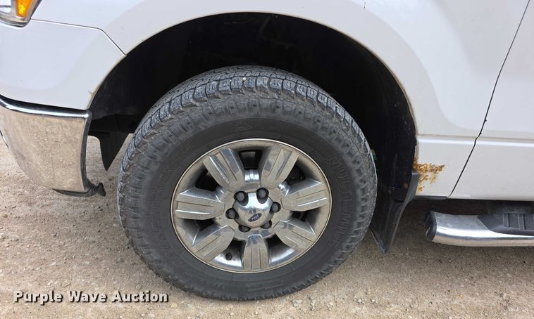 image for item FI0808 2010 Ford F150 Crew Cab pickup truck