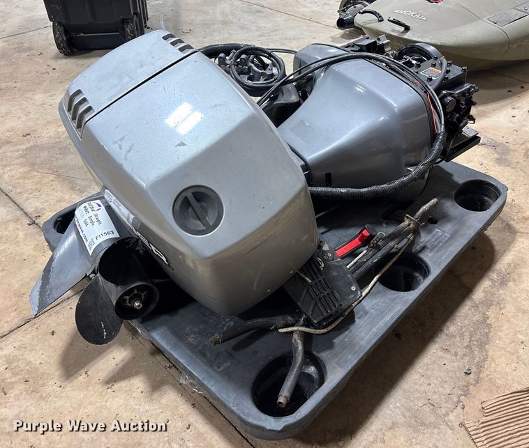 image for item FI1563 1996 Mariner outboard engine
