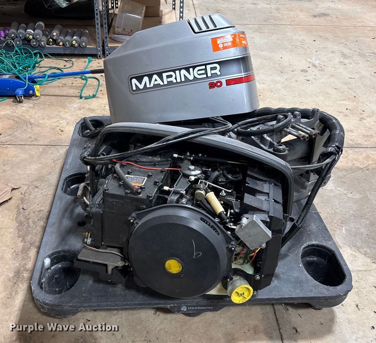 image for item FI1563 1996 Mariner outboard engine