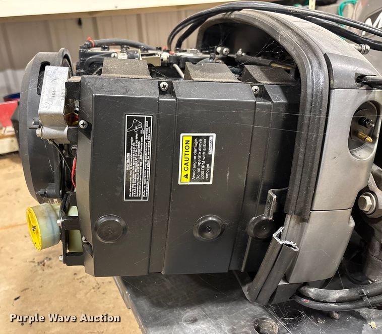 image for item FI1563 1996 Mariner outboard engine