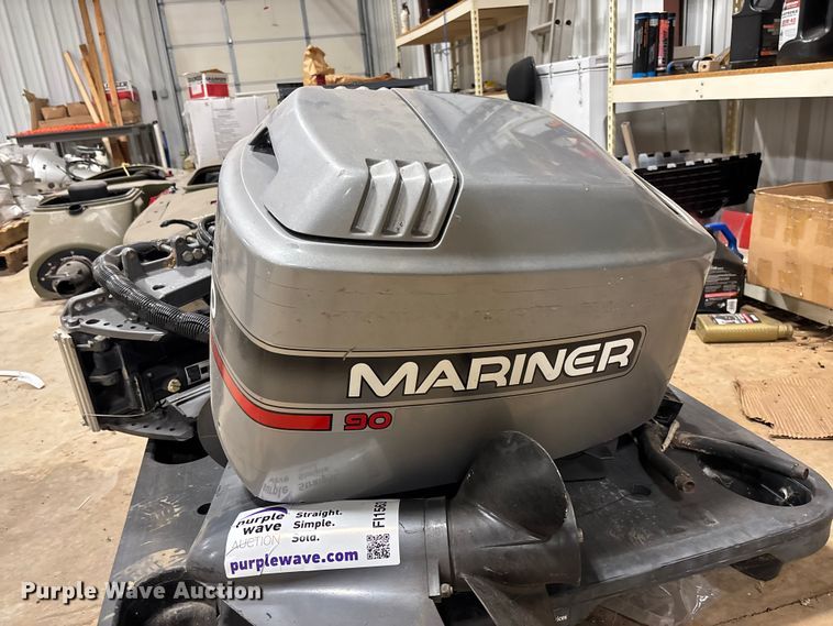 image for item FI1563 1996 Mariner outboard engine
