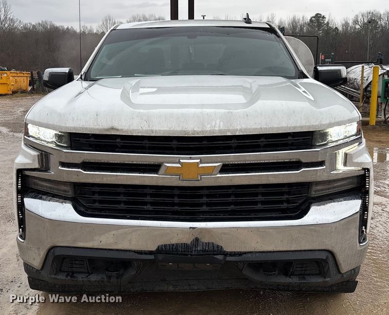 image for item FI1645 2020 Chevrolet Silverado 1500 Crew Cab pickup truck