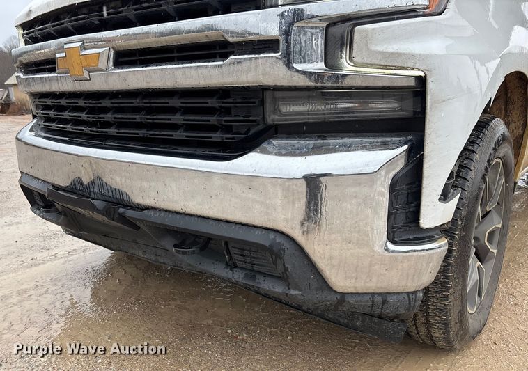 image for item FI1645 2020 Chevrolet Silverado 1500 Crew Cab pickup truck