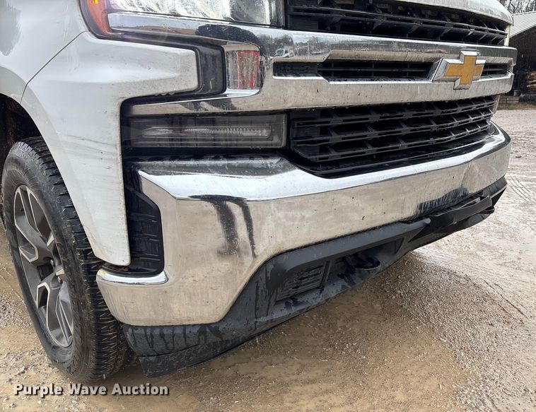 image for item FI1645 2020 Chevrolet Silverado 1500 Crew Cab pickup truck