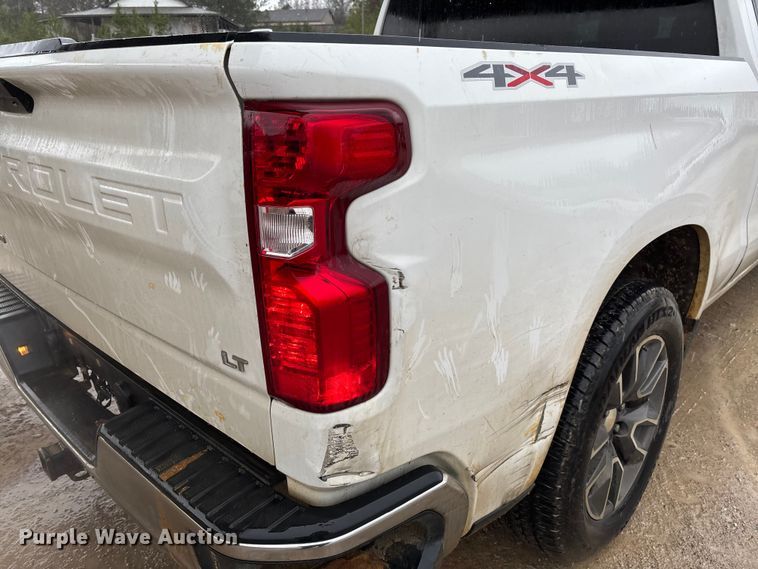 image for item FI1645 2020 Chevrolet Silverado 1500 Crew Cab pickup truck