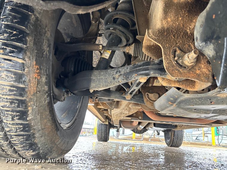 image for item FI1645 2020 Chevrolet Silverado 1500 Crew Cab pickup truck