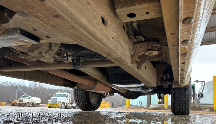 image for item FI1645 2020 Chevrolet Silverado 1500 Crew Cab pickup truck