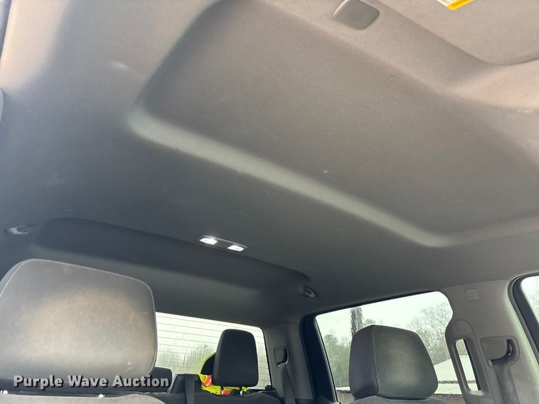 image for item FI1645 2020 Chevrolet Silverado 1500 Crew Cab pickup truck