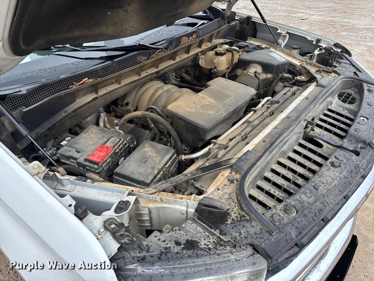 image for item FI1645 2020 Chevrolet Silverado 1500 Crew Cab pickup truck