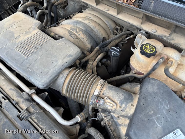 image for item FI1645 2020 Chevrolet Silverado 1500 Crew Cab pickup truck