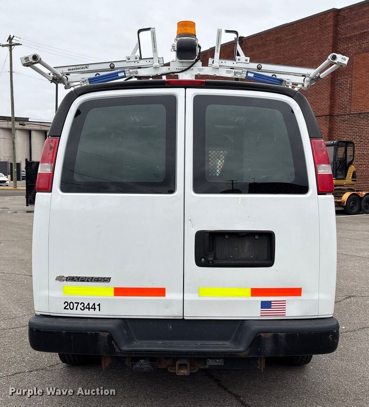 image for item FK1098 2017 Chevrolet Express 2500 van