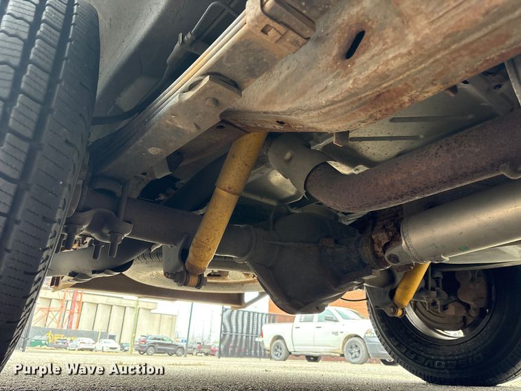 image for item FK1098 2017 Chevrolet Express 2500 van