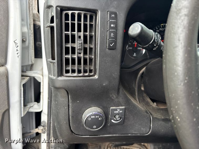 image for item FK1098 2017 Chevrolet Express 2500 van