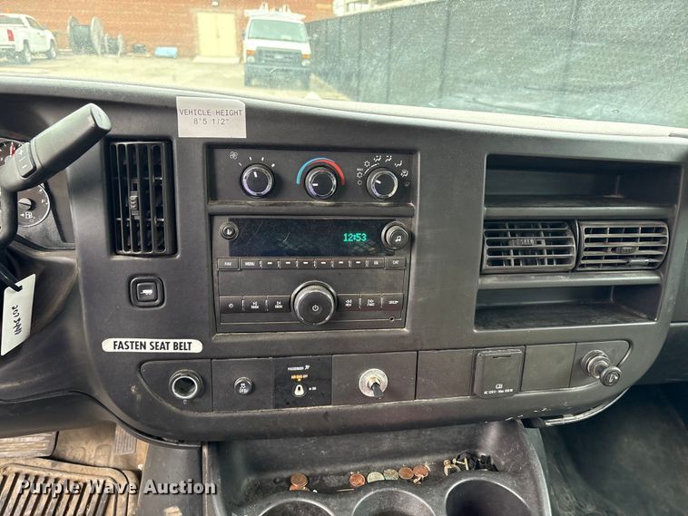 image for item FK1098 2017 Chevrolet Express 2500 van