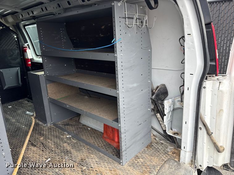 image for item FK1098 2017 Chevrolet Express 2500 van