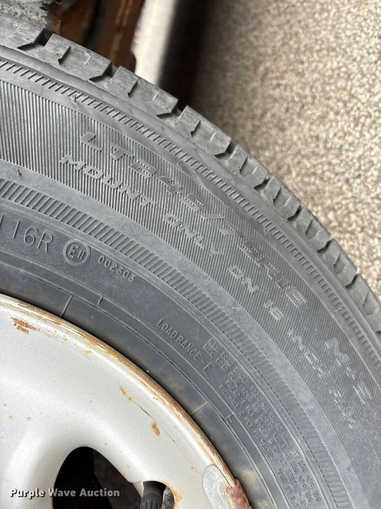 image for item FK1098 2017 Chevrolet Express 2500 van