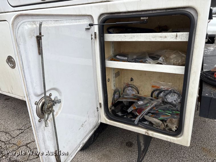 image for item FK1099 2015 Ford F450 bucket truck