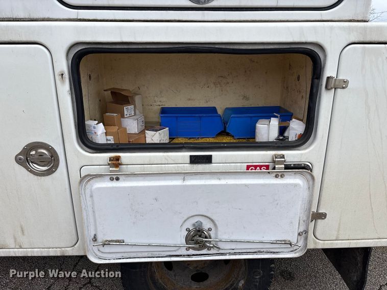 image for item FK1099 2015 Ford F450 bucket truck