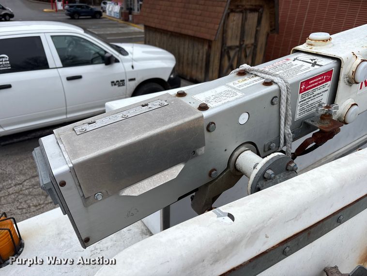 image for item FK1099 2015 Ford F450 bucket truck