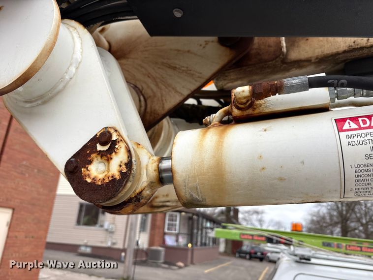 image for item FK1099 2015 Ford F450 bucket truck