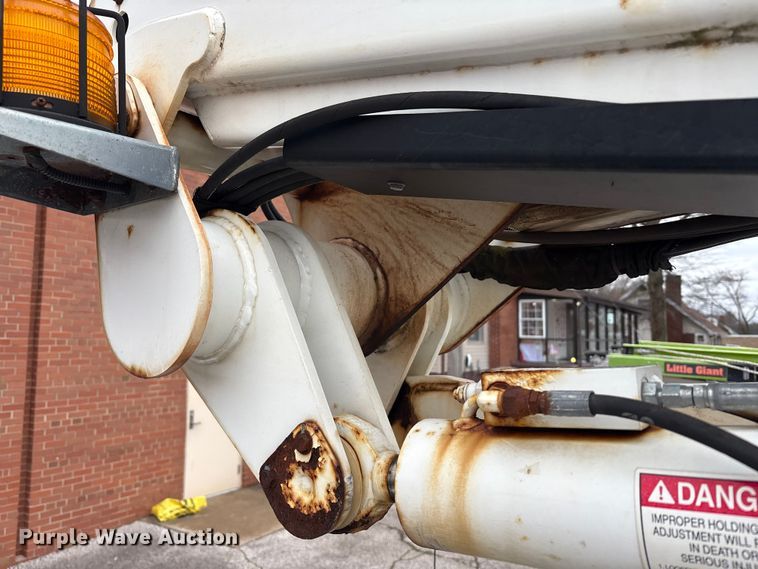 image for item FK1099 2015 Ford F450 bucket truck