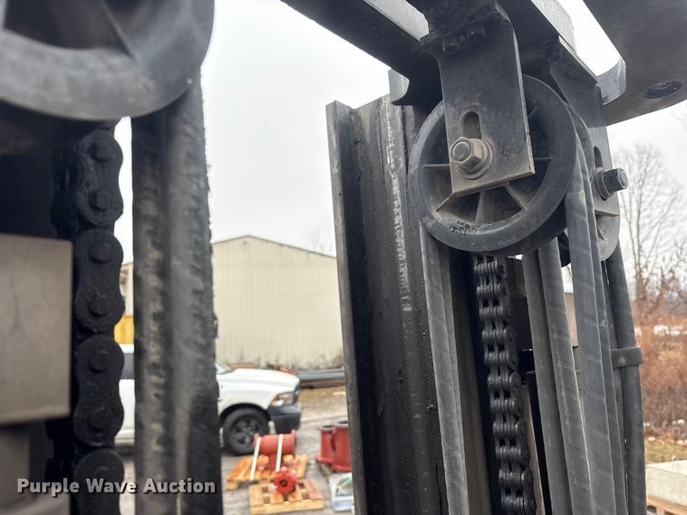 image for item FK1100 2016 UniCarriers PF80 forklift