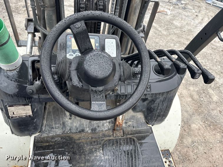 image for item FK1100 2016 UniCarriers PF80 forklift