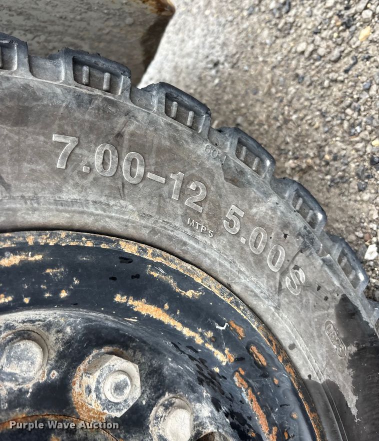 image for item FK1100 2016 UniCarriers PF80 forklift