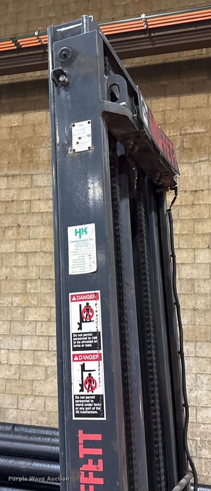 image for item FK1101 2016 Moffett M85501 forklift