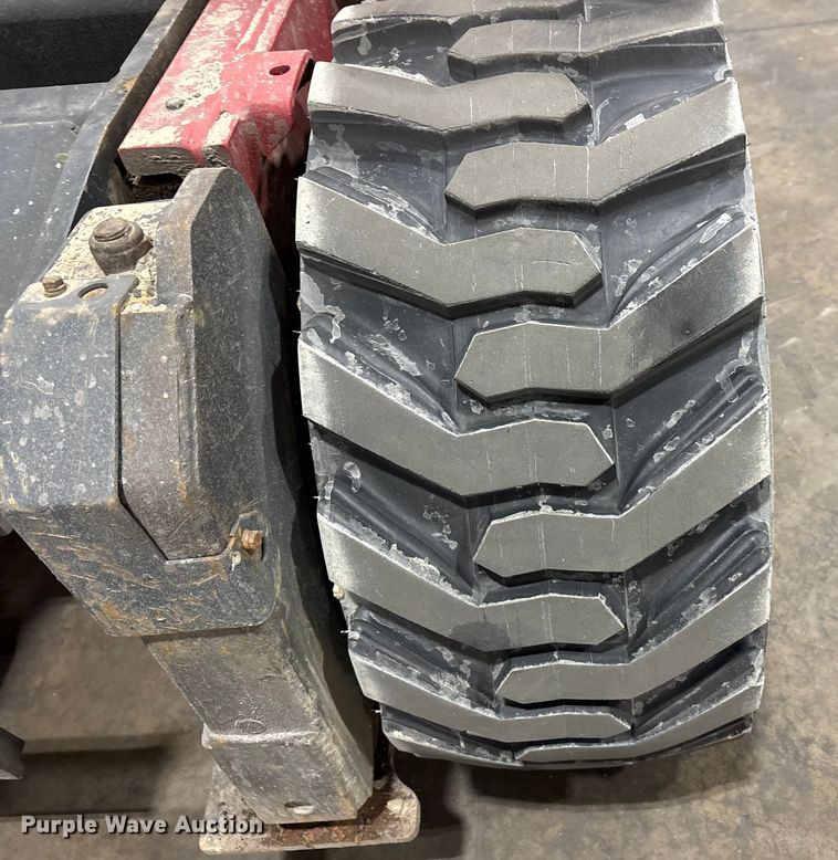 image for item FK1101 2016 Moffett M85501 forklift