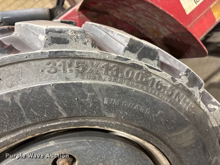 image for item FK1101 2016 Moffett M85501 forklift