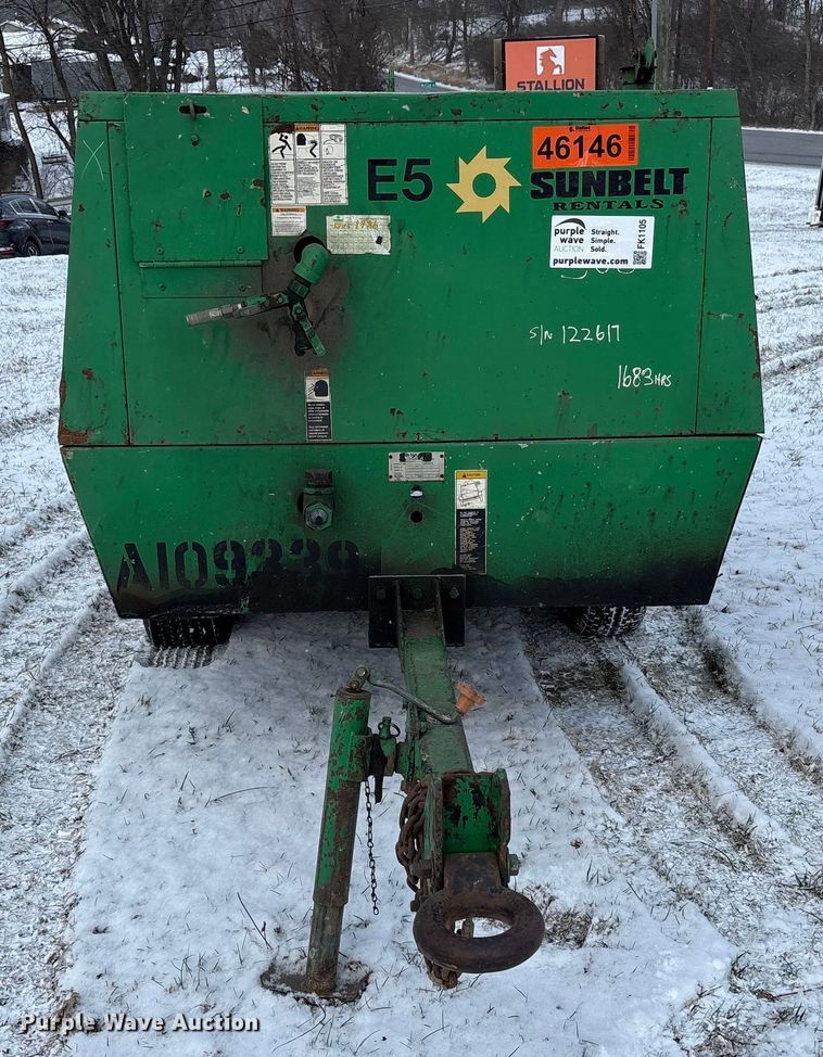 image for item FK1105 Sullair 185 DPQ JD air compressor