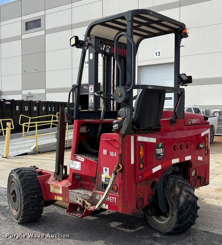 image for item FK1122 2015 Moffett M55 forklift