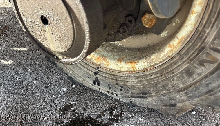 image for item FK1122 2015 Moffett M55 forklift