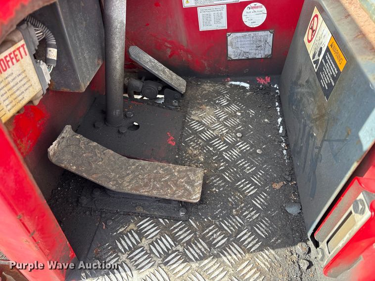 image for item FK1122 2015 Moffett M55 forklift