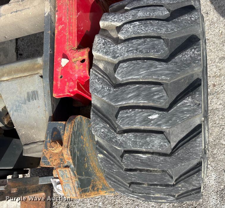 image for item FK1122 2015 Moffett M55 forklift