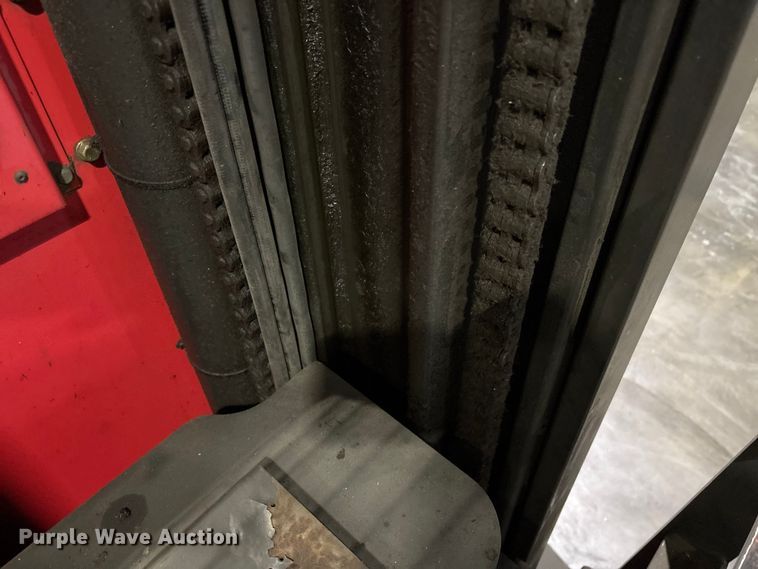 image for item FK1124 Raymond 750-R45TT reach truck