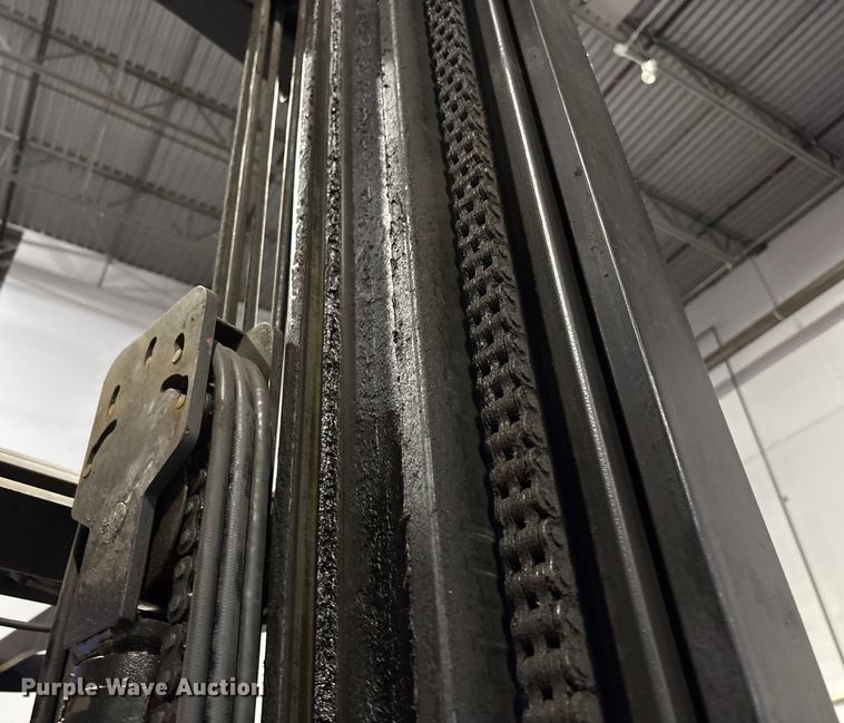 image for item FK1124 Raymond 750-R45TT reach truck