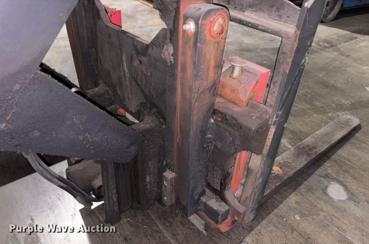 image for item FK1124 Raymond 750-R45TT reach truck